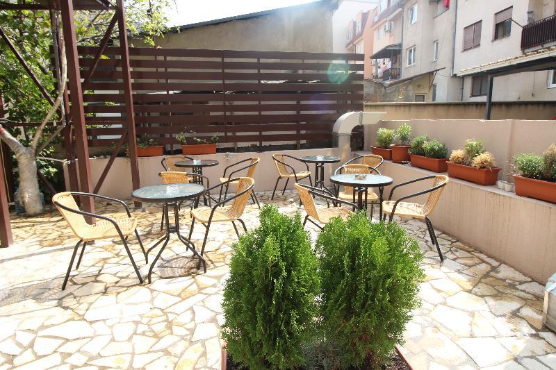 Hotel Vlaho Skopje Exterior photo